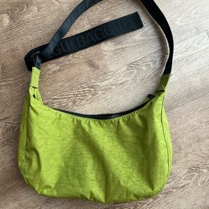 Baggu medium nylon crescent bag